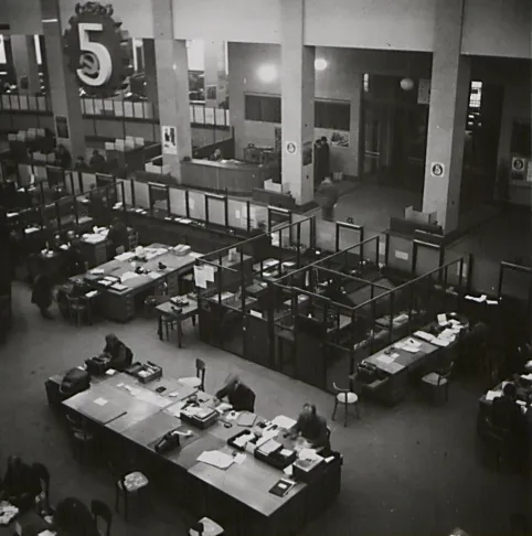Bankovní budovy 1950 - 1993